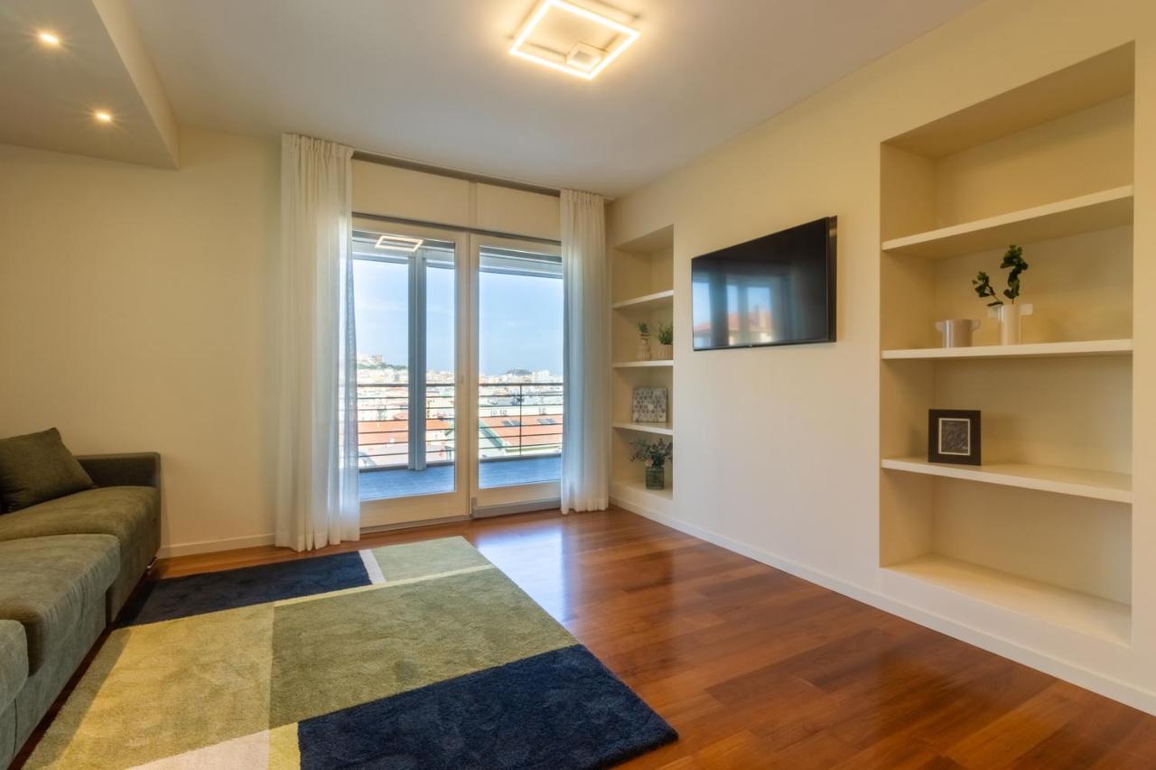 Terrazza61 - Appartamento Con Vista Spettacolare Sulla Citta Di カリアリ エクステリア 写真