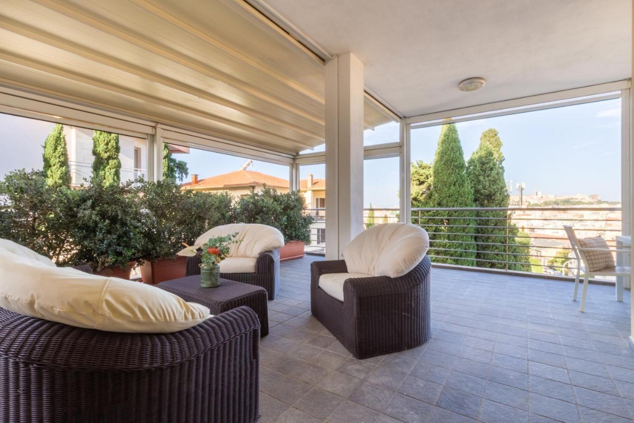Terrazza61 - Appartamento Con Vista Spettacolare Sulla Citta Di カリアリ エクステリア 写真